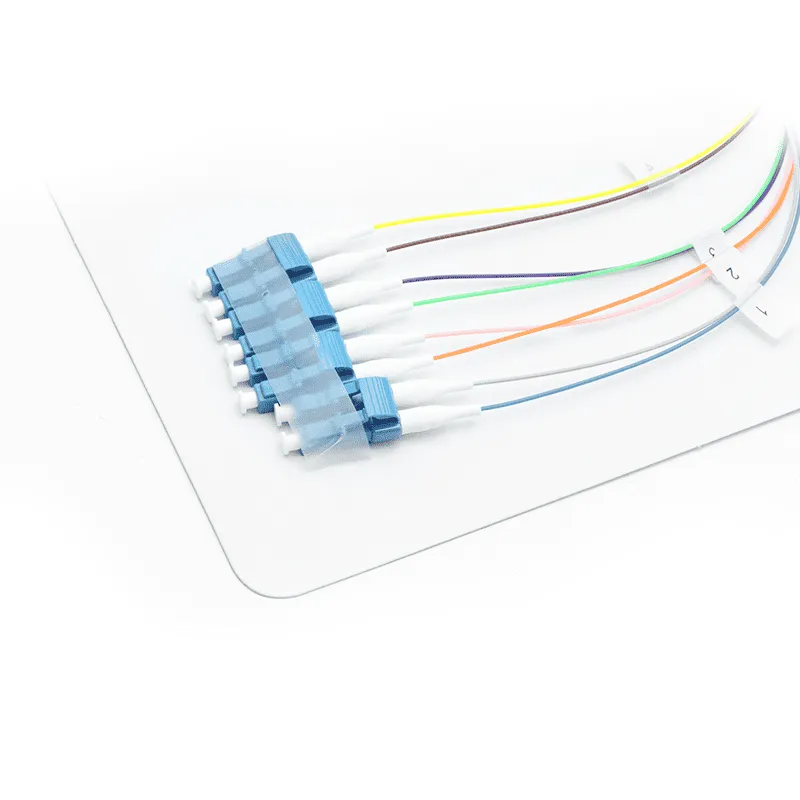 MPO-LC  0.9mm Fan-out patch cable 8 fibers OS2-02